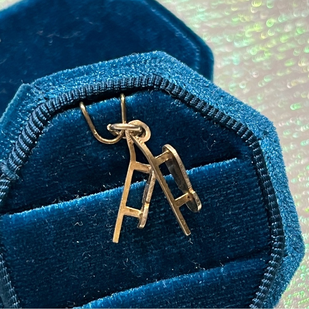 Vintage 12K GF Pair of Ice Skates Charm